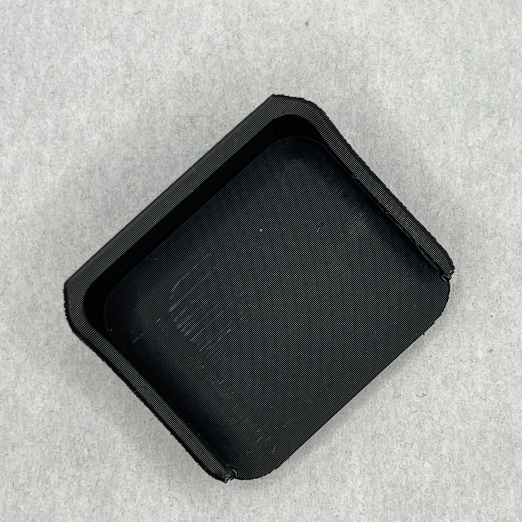 Saphe T holder med skygge