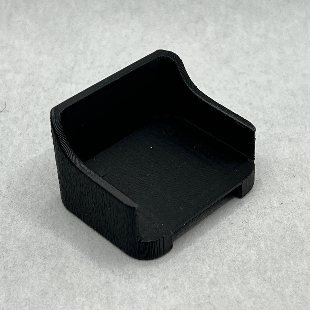 Saphe T holder med skygge